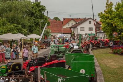 Foto des Albums: Dorffest 2015 - Oldtimer