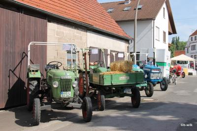 Foto des Albums: Dorffest 2015 - Oldtimer