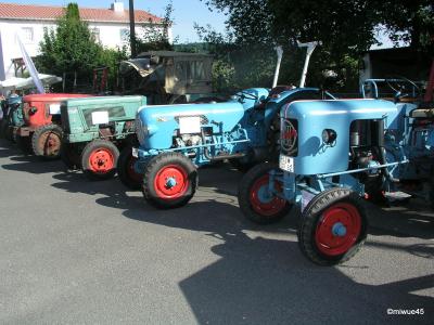Foto des Albums: Dorffest 2015 - Oldtimer