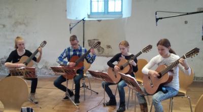 Foto des Albums: Saitenwege - Gitarrenkonzert