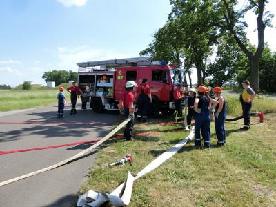 Foto des Albums: Jugendfeuerwehr - Projekt 24h Berufsfeuerwehr (25. 06. 2015)