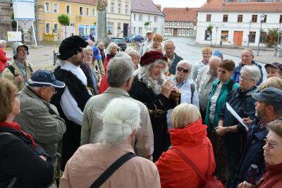 Foto des Albums: Zufriedene Gäste bei '48 Stunden Elbe-Elster Kurstadtregion' (29. 06. 2015)