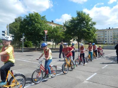 Foto des Albums: Fahrradausbildung Kl. 4