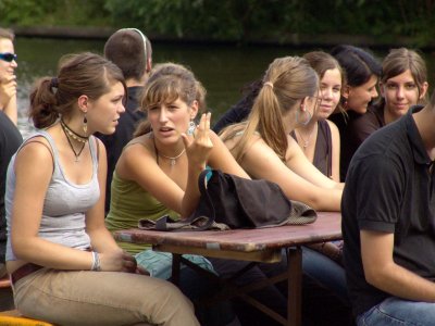 Foto des Albums: Lake Jumping 2005: die schönsten Zuschauer und Biker (30.07.2005)