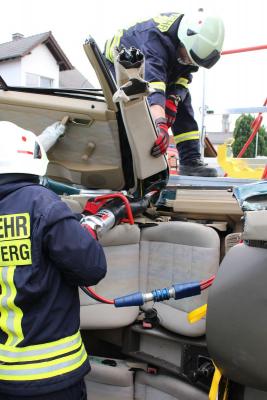 Foto des Albums: Ausbildung Hilfeleistung - Verkehrsunfall (18. 07. 2015)