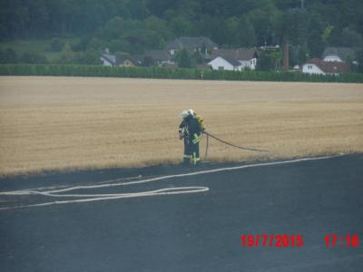 Foto des Albums: Stoppelacker in Flammen (20. 07. 2015)