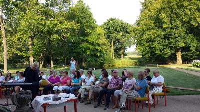 Foto des Albums: Musikalische Lesung im Schlosspark (21. 07. 2015)