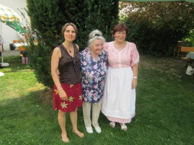 Foto des Albums: 80. Geb.Tag unserer "Oma" Regina Gimpl