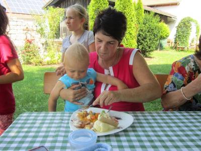 Foto des Albums: 80. Geb.Tag unserer "Oma" Regina Gimpl