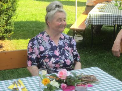 Foto des Albums: 80. Geb.Tag unserer "Oma" Regina Gimpl