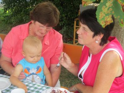 Foto des Albums: 80. Geb.Tag unserer "Oma" Regina Gimpl