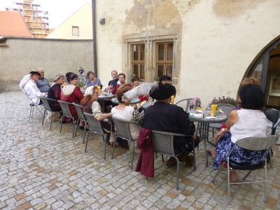 Foto des Albums: Zeitreisende aus Jüterbog zu Besuch in Mühlberg