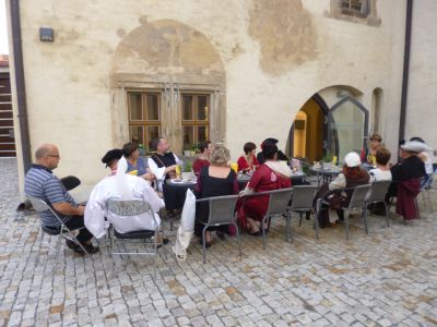 Foto des Albums: Zeitreisende aus Jüterbog zu Besuch in Mühlberg
