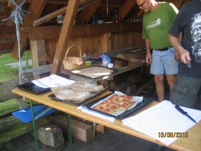 Foto des Albums: Backen im Steinbackofen