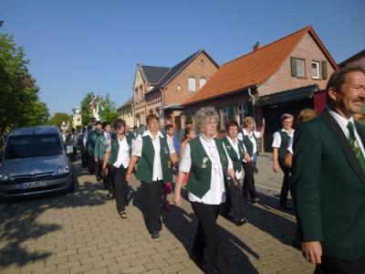 Foto des Albums: Heimat-Vereins-und schützenfest 2015 OT Frose