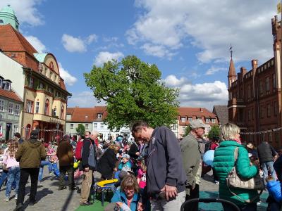 Foto des Albums: Familientag auf dem Kyritzer Marktplatz (13.05.2015)