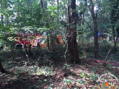 Einsatzfahrzeuge an der Einsatzstelle 