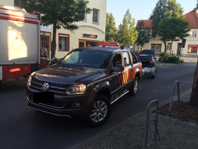 Foto des Albums: Einsatz 331/2015 - PKW am Baum