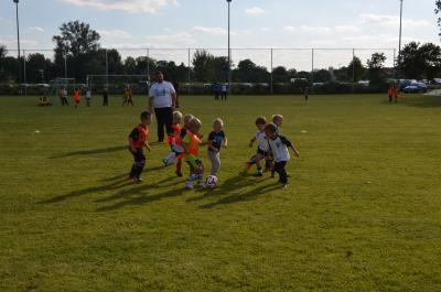 Foto des Albums: Fussballtraining der kleinsten in Zabenstedt