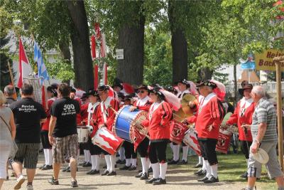 Foto des Albums: Wiesenfest (18. 07. 2015)