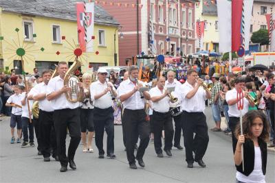 Foto des Albums: Wiesenfest (18. 07. 2015)