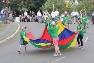 Foto des Albums: Wiesenfest (18. 07. 2015)