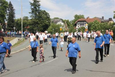 Foto des Albums: Wiesenfest (18. 07. 2015)