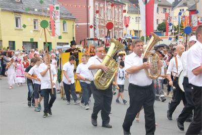 Foto des Albums: Wiesenfest (18. 07. 2015)