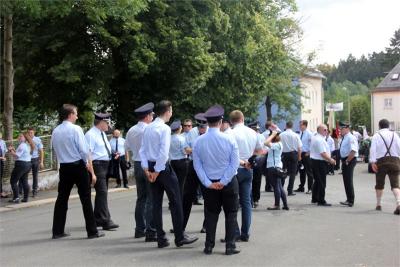 Foto des Albums: Wiesenfest (18. 07. 2015)