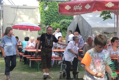 Foto des Albums: Wiesenfest (18. 07. 2015)