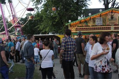 Foto des Albums: Wiesenfest (18. 07. 2015)