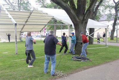 Foto des Albums: Wiesenfest (18. 07. 2015)