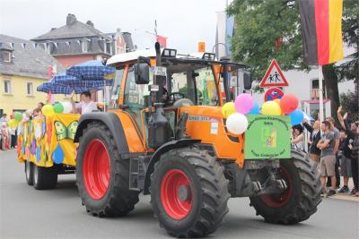 Foto des Albums: Wiesenfest (18. 07. 2015)