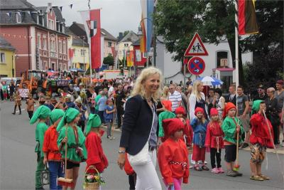 Foto des Albums: Wiesenfest (18. 07. 2015)