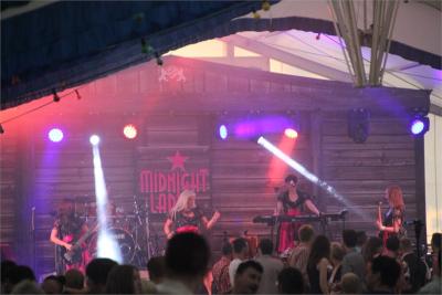 Foto des Albums: Wiesenfest (18. 07. 2015)