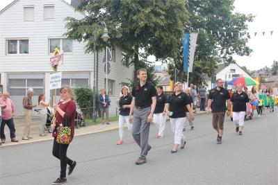 Foto des Albums: Wiesenfest (18. 07. 2015)