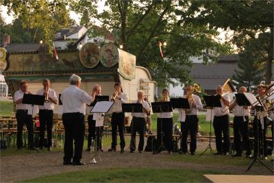 Foto des Albums: Wiesenfest (18. 07. 2015)