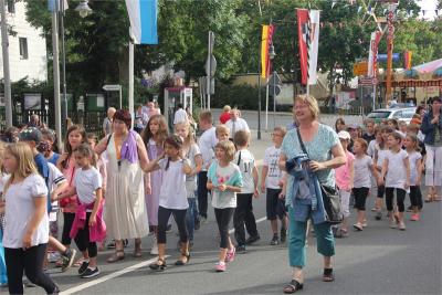 Foto des Albums: Wiesenfest (18. 07. 2015)