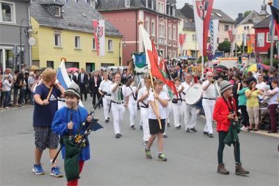 Foto des Albums: Wiesenfest (18. 07. 2015)