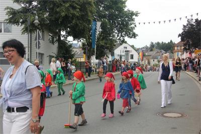 Foto des Albums: Wiesenfest (18. 07. 2015)