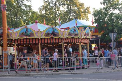 Foto des Albums: Wiesenfest (18. 07. 2015)