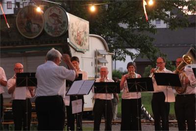 Foto des Albums: Wiesenfest (18. 07. 2015)