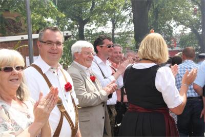 Foto des Albums: Wiesenfest (18. 07. 2015)