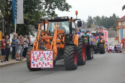 Foto des Albums: Wiesenfest (18. 07. 2015)