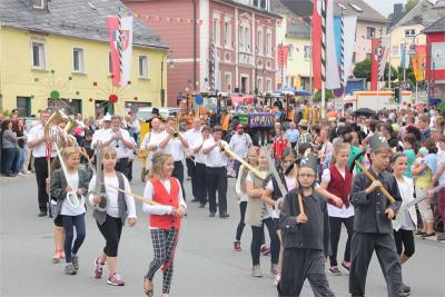 Foto des Albums: Wiesenfest (18. 07. 2015)