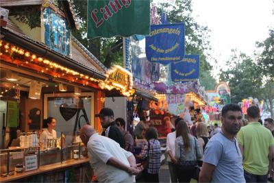 Foto des Albums: Wiesenfest (18. 07. 2015)