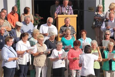 Foto des Albums: Wiesenfest (18. 07. 2015)