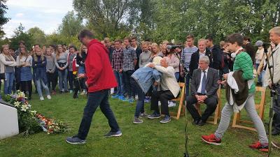 Foto des Albums: Bilder vom Besuch einer Norwegischen Delegation mit Zeitzeuge Sigurd Syversen im Geschichtspark Falkensee