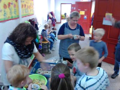 Foto des Albums: Igelprojekt der Klassen 1c, 2b, und 2c