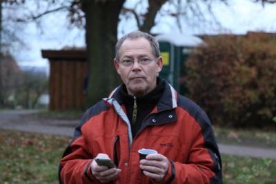 Foto des Albums: Aufstellen ds Weihnachtsbaumes in Leezen, Schloßlatz